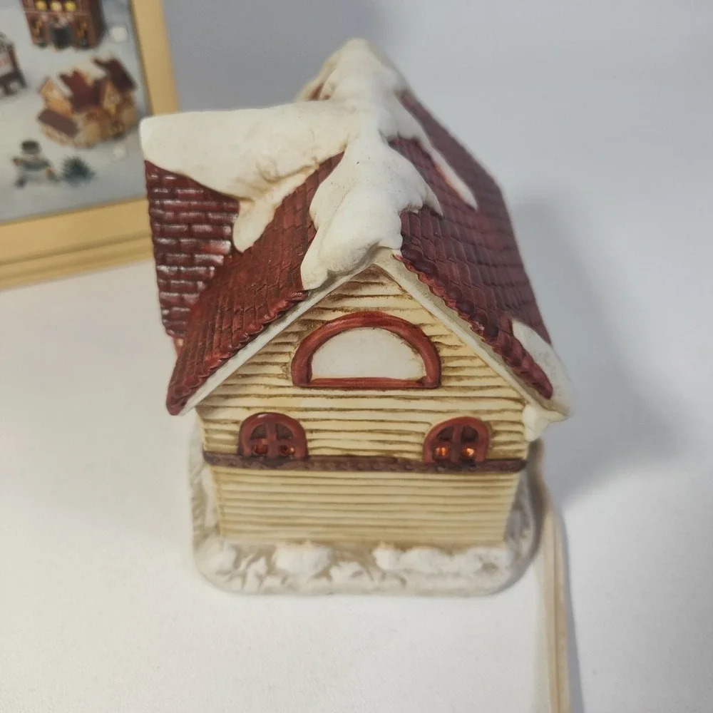 Trim Trends‎ Porcelain Lighted Village Building Charmex 1988